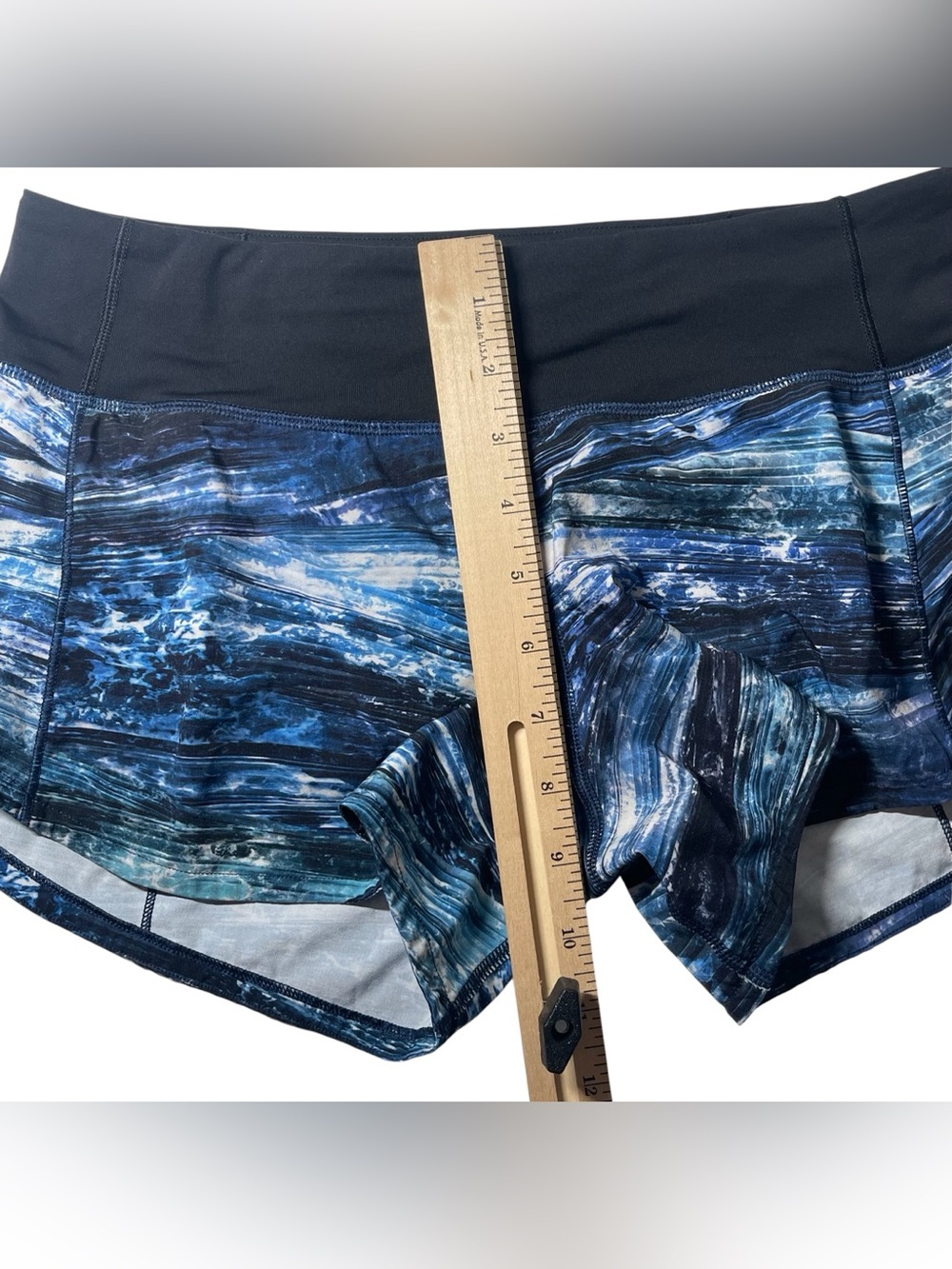 Lululemon Speed Up Shorts Size 4 Lined 2.5 BLUEWATER - Picture 8 of 9
